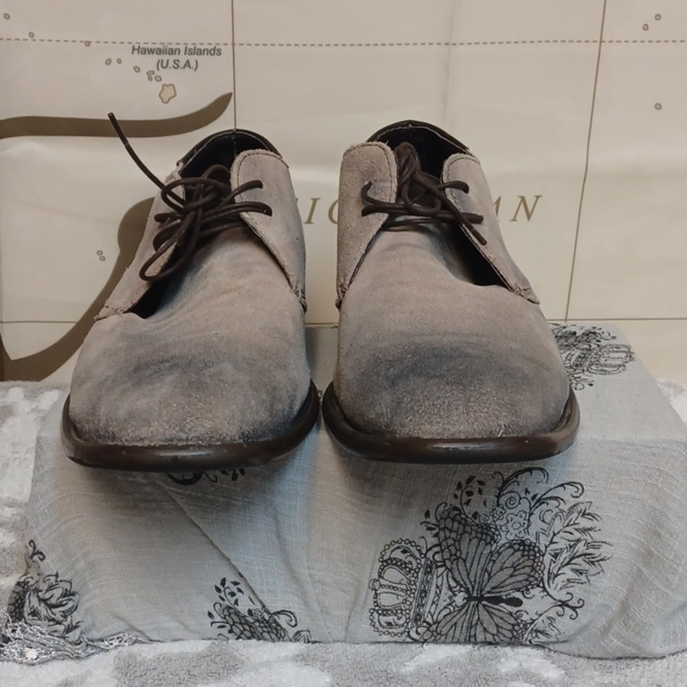 BACCO BUCCI ESTUDIO SIZE 10. Men's Tan Suede Dress Shoes - Picture 9 of 10
